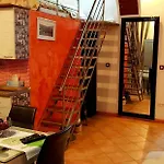 Apartment Old Square 3