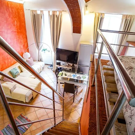 Appartamento Old Square 3 *