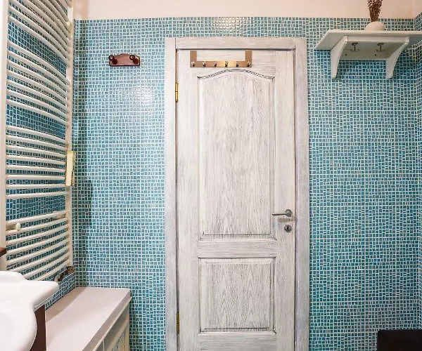 Old Square 3 * Timisoara